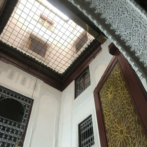 Riad Family Samnoun, Забронировать Отель Отели Феса с парковкой, рядом с Medersa Bouanania, Парковка