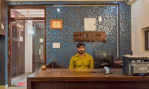 OYO 9596 Hotel Radha Nikunj Residency, Забронировать Отель Отели Jaipur Region с завтраком, Завтраки