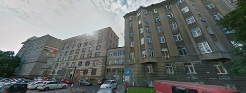 Apartamenty Varsovie Chmielna, Забронировать Апартаменты/квартира Отели Варшавы с парковкой, рядом с Высотное здание компании Warta, Парковка
