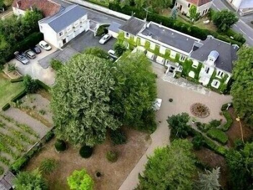 Logis L'hermitage, Đặt Khách sạn Buzancais Indre