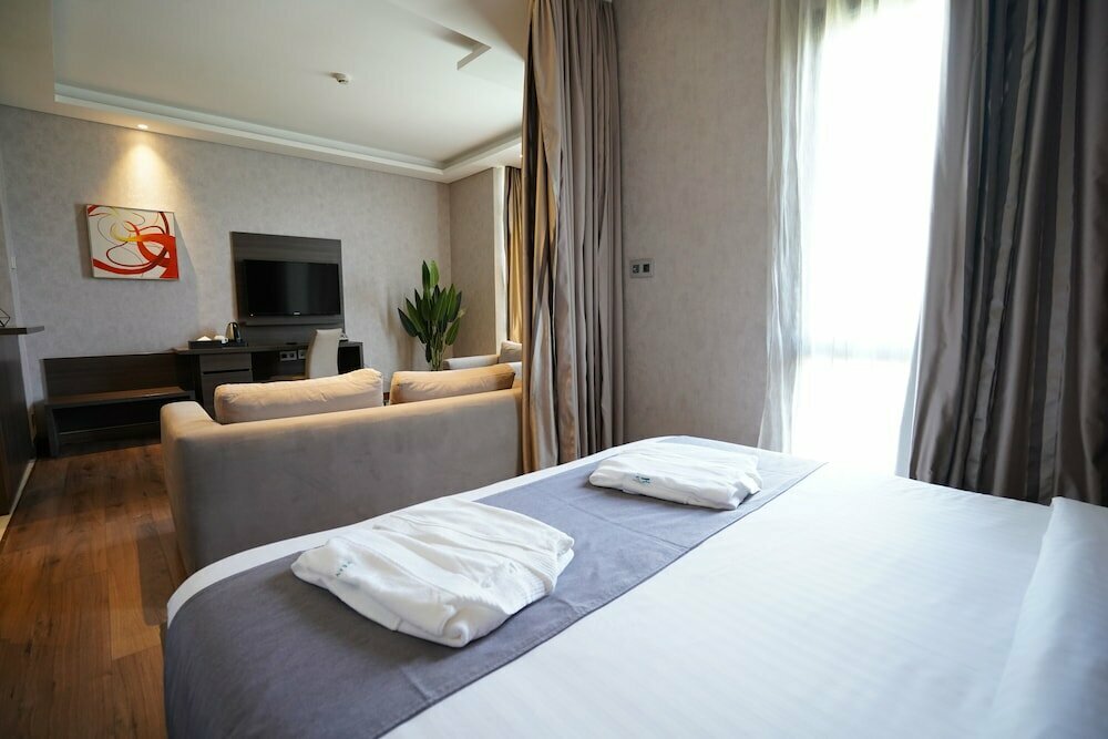Heaven Prestige Hotel