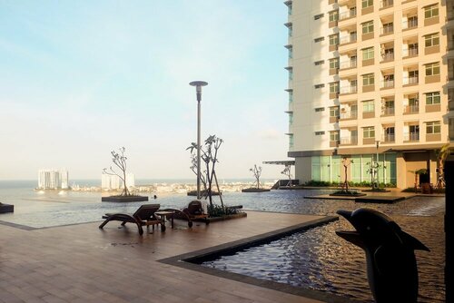 Premium Condominium Green Bay Apartment, Book Lejlighed Penjaringan hoteller med parkering, Parkering