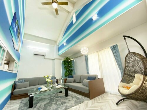 Chatan Tall House, Book Lejlighed Okinawa hoteller med parkering, Parkering