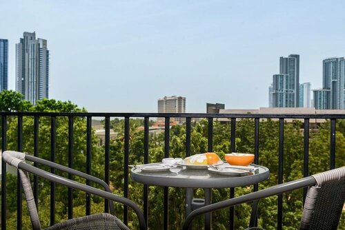 Stay Resort Pattaya, Забронировать Курортный отель Пляж Наклуа 