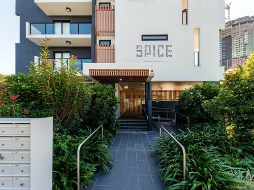 Spice Broadbeach - GCLR, Забронировать Апартаменты/квартира Отели Голд-Кост с парковкой, рядом с Broadbeach Beach, Парковка