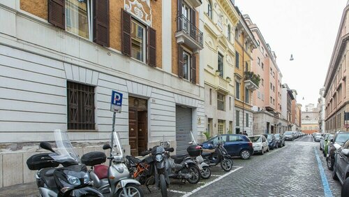Rental in Rome Borgo Angelico Terrace, Book Lejlighed Rom Lazio, nær Piazza Risorgimento