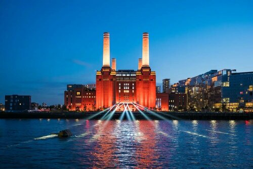 Bright Spacious 2bed 2bath in Battersea, Забронировать Отель Отели Большого Лондона с парковкой, Парковка