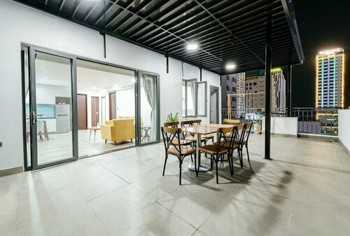 SWEDEN HOTEL and APARTMENT, Забронировать Отель Отели Дананга муниципалитета с парковкой, рядом с My An Beach, Парковка