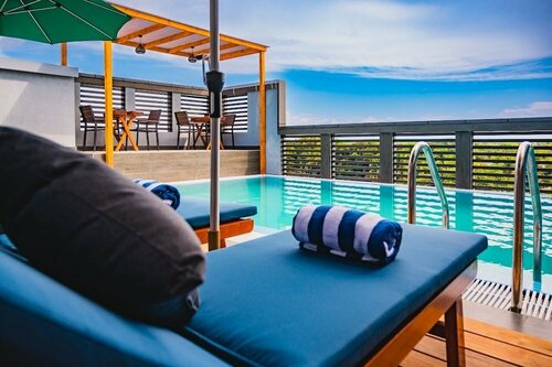 Maa Thundi, Varaa Hotelli Hotellit Gnaviyani Atoll uima-altaalla, Uima-allas