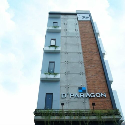 Dparagon Gajah Mada, Book Pension Hoteller i Jakarta med parkering, Parkering