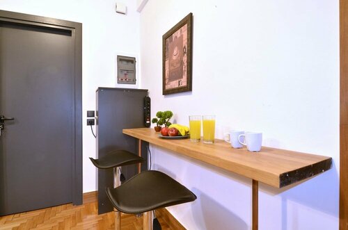 A modern rustic cosy apartment, Забронировать Апартаменты/квартира Афины периферийная единица Центральные Афины