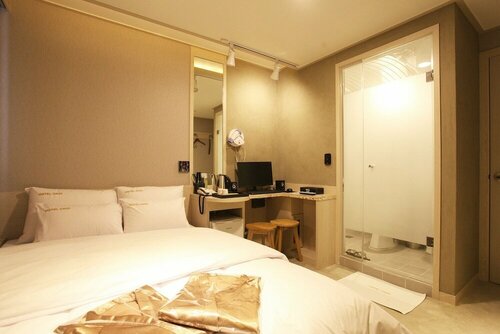 Myeonmok Choi Hotel, Prenota Hotel Seul Corea del Sud