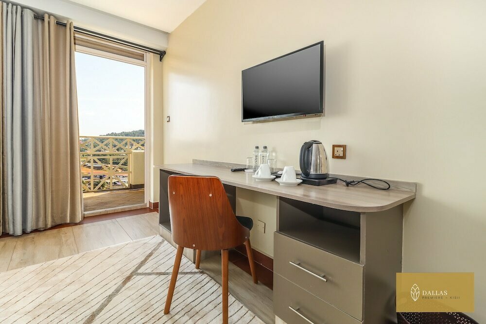 Dallas Premiere Hotel