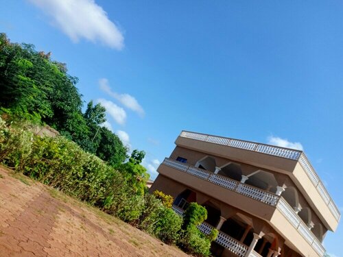 Bois vert Hôtel, Boek Hotel Abomey Hotels met een Zwembad, Zwembad