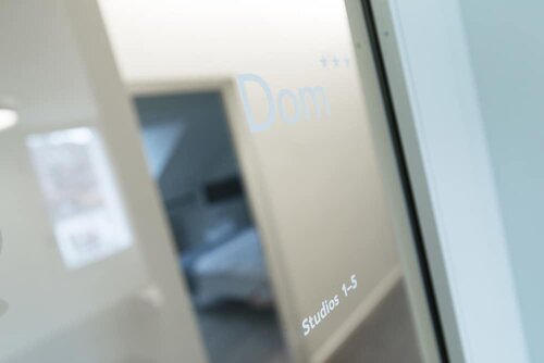 Dom Studios, Забронировать Апартаменты/квартира Апартаменты Восточной Швейцарии, Апартаменты/квартира