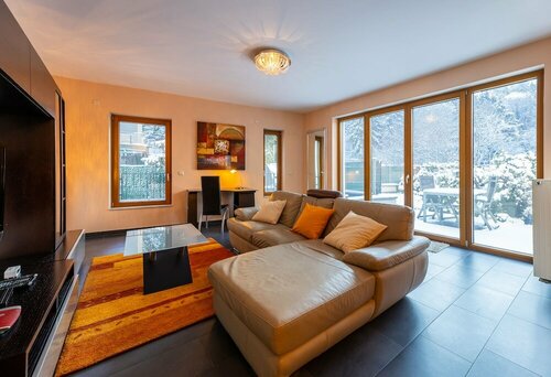 Spacious 2BR Apt w Terrace Pkg Near DT, Rezervovat Apartmán Lucemburk Lucembursko
