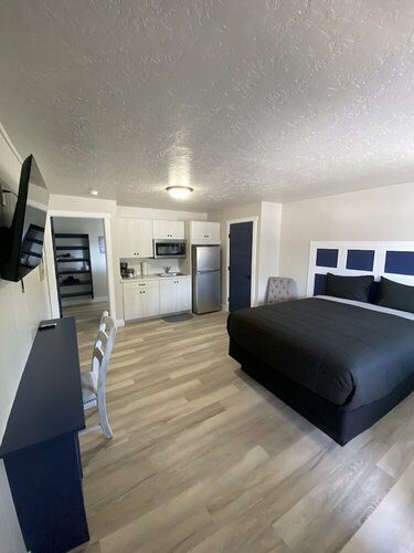 CB&M Executive Suites, Забронировать Отель Душейн Юта