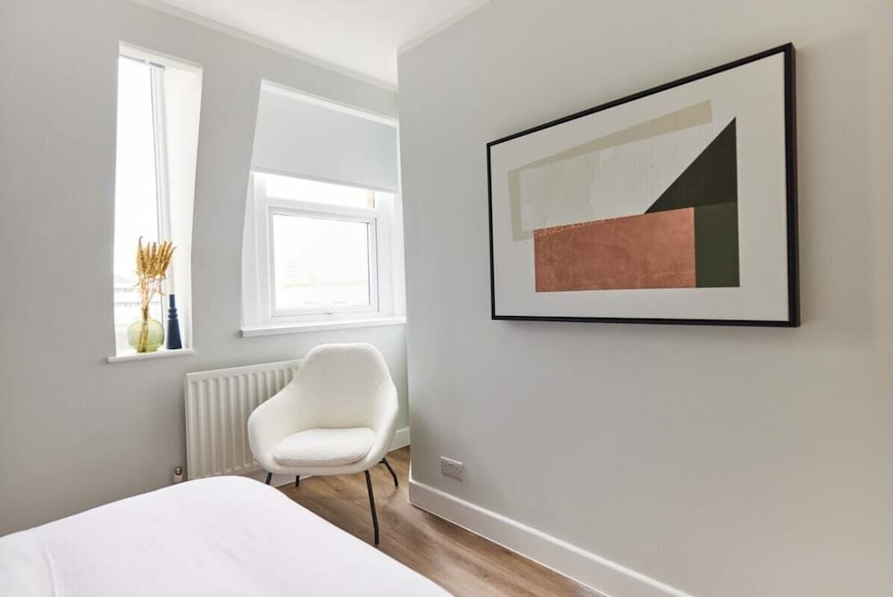 The Hammersmith Escape - Alluring 5bdr Flat