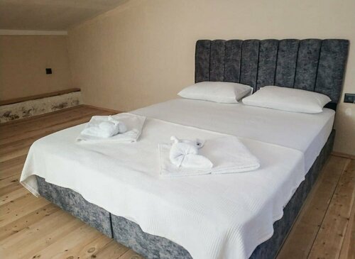 My Stone inn, Забронировать Отель Отели Средиземноморского региона с парковкой, Парковка