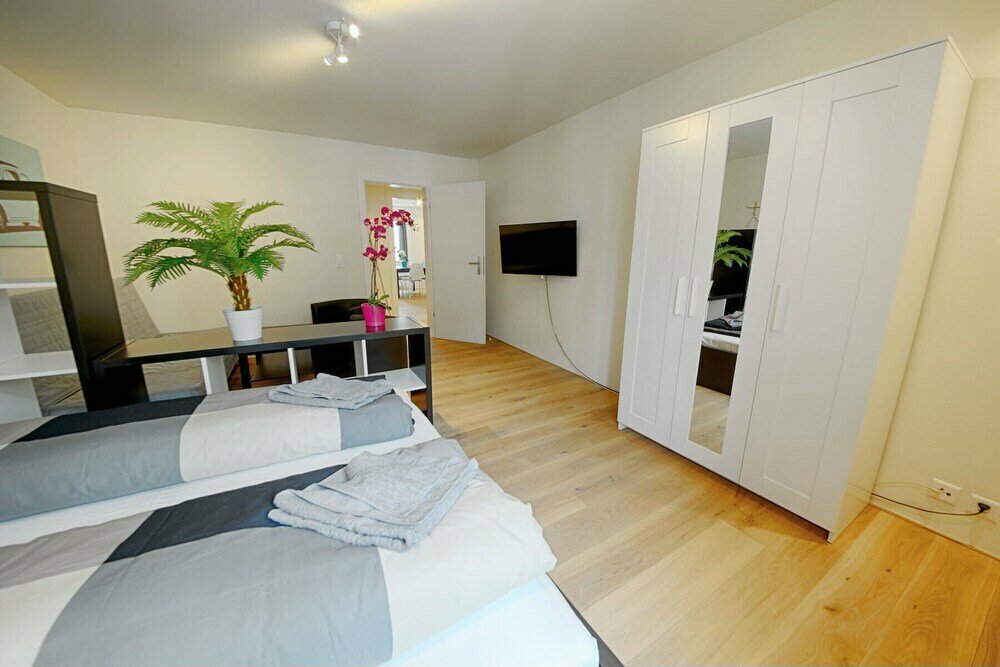 Hitrental City Apartments