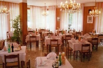 Hotel Rio Beach & Breakfast, Забронировать Отель Отели в центре Чезенатико, в центре