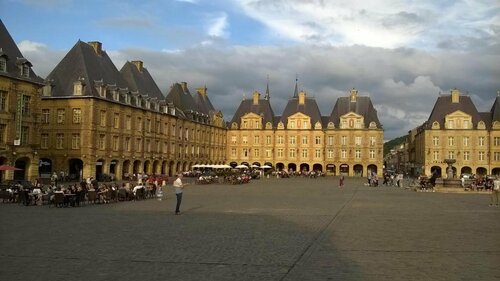 Kyriad Charleville Mezieres, Забронировать Отель Отели Ardennes с завтраком, Завтраки