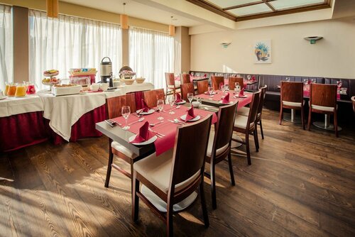 Rochestown Lodge Hotel, Book Hotel Dun Laoghaire Dublin