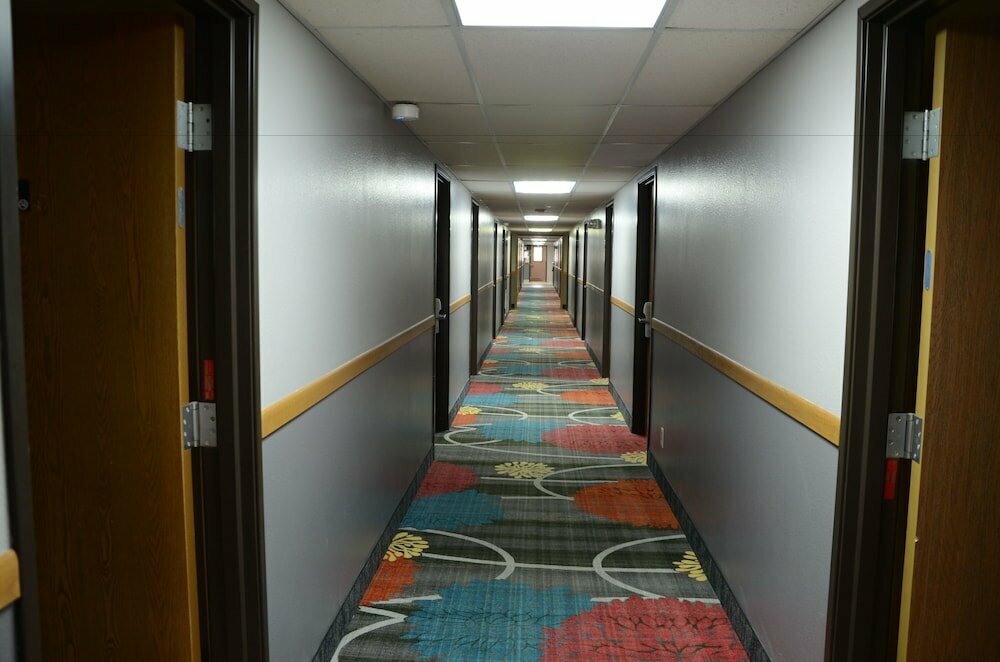 Super 8 by Wyndham Centerville