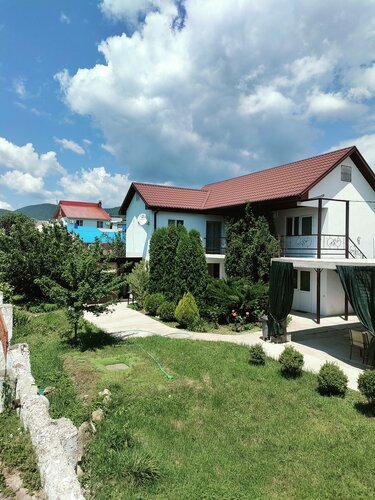 Akvarel Guest house, 予約 ゲストハウス Krinitsa Gelendzhik Coast