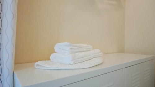 Three Rooms, Prenota Bed & breakfast Hotel a Messina con parcheggio, Parcheggio