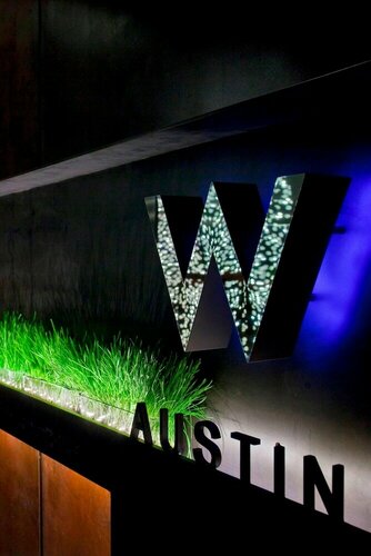 W Austin, Забронировать Отель Остин Greater Austin, рядом с Здание отеля Driskill