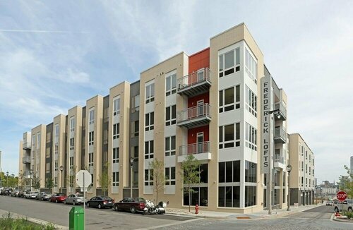 Kasa Relax in Your Spacious 1BD Pet Friendly Milwaukee, Забронировать Апартаменты/квартира Милуоки Висконсин, рядом с Паб Best Place at the Historic Pabst Brewery
