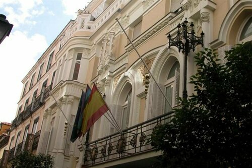 Hostal Pizarro, Забронировать Хостел Мадрид Провинция Мадрид, рядом с Королевский театр