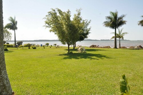 Sienna Beach Hotel - Entebbe, Забронировать Отель Энтеббе 