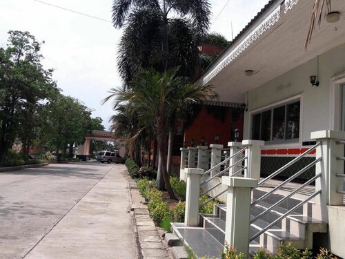 Rawanda Resort Hotel, Rezervasyon Tatil Köyü Lop Buri 
