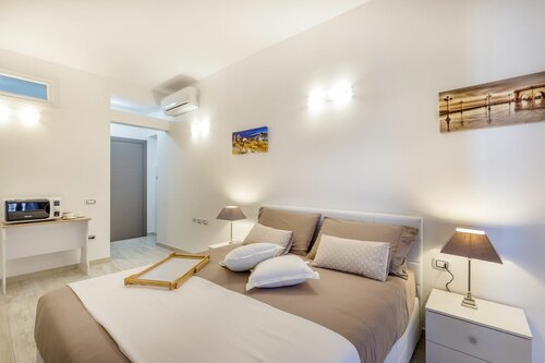 Sette Colli Guesthouse, Забронировать Отель Отели Кальяри с завтраком, рядом с Римский амфитеатр Каглиари, Завтраки
