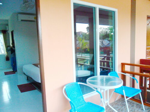 Lanta Riviera Villa Resort, Забронировать Курортный отель Отели Южного Таиланда с парковкой, Парковка