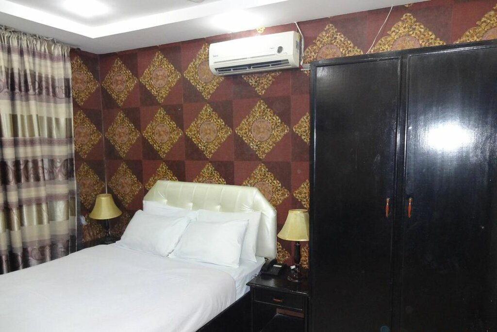 Mall View Hotel