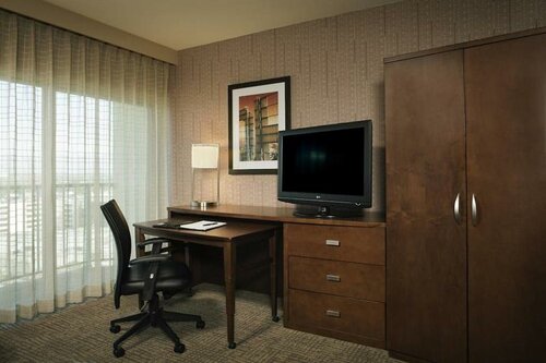 Courtyard Los Angeles Sherman Oaks, Забронировать Отель Отели Шерман Окс 3 звезды, 3*