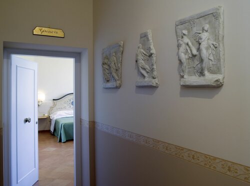 Residenza Gens Julia, Забронировать Отель Пантеон Рим
