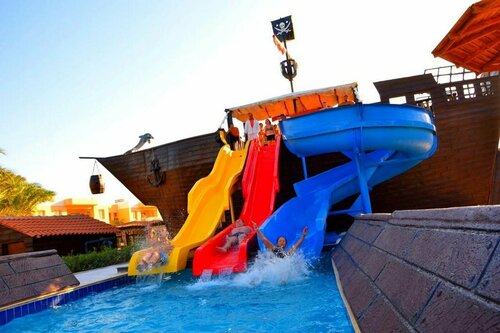 Курортный отель Golden Beach Resort - All inclusive, Забронировать Курортный отель Отели Хургада с бассейном, Бассейн