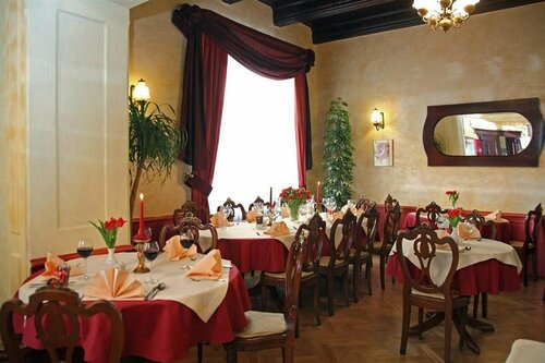 Hotel Fortuna, Забронировать Отель Старый город Краков, рядом с Драгонс Ден
