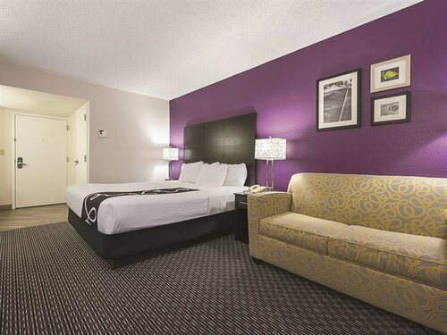 La Quinta by Wyndham Plantation at SW 6th St, Забронировать Отель СПА-отели Fort Lauderdale West, SPA-услуги
