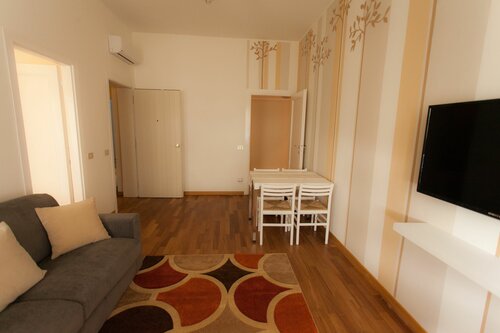 Apartments Sforza, Забронировать Апартаменты/квартира Отели Милана с завтраком, рядом с Станция метро Duomo, Завтраки