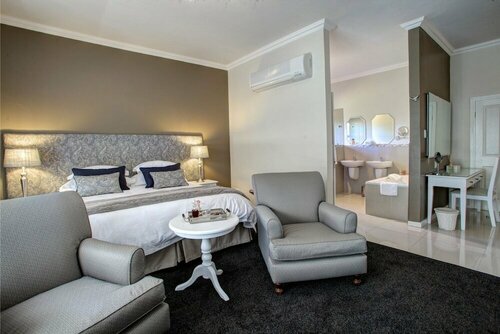 Cinnamon Boutique Guest House, Забронировать Бутик-отель Отели Уайлдернесс с парковкой, Парковка