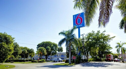 Motel 6 Lantana, Rezerwuj Motel Lantana Palm Beach County