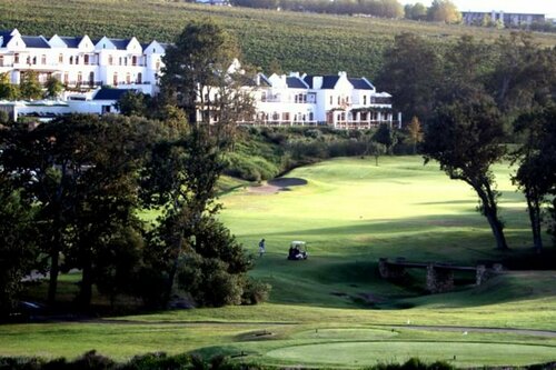 De Zalze Lodge, Забронировать Дом для отпуска Коттеджи Парл, Коттедж