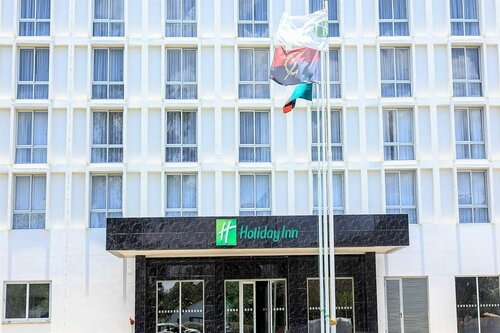 Holiday Inn Lusaka by IHG, Book Hotel 4-stjernede hoteller i Lusaka, 4*