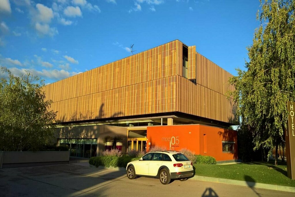 Mod 05 living hotel