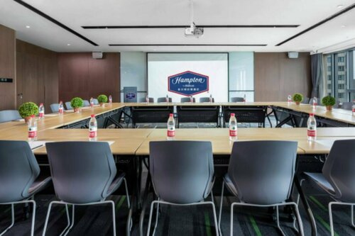 Hampton by Hilton Beijing Daxing Flower of The World, Забронировать Отель Дасин Пекин